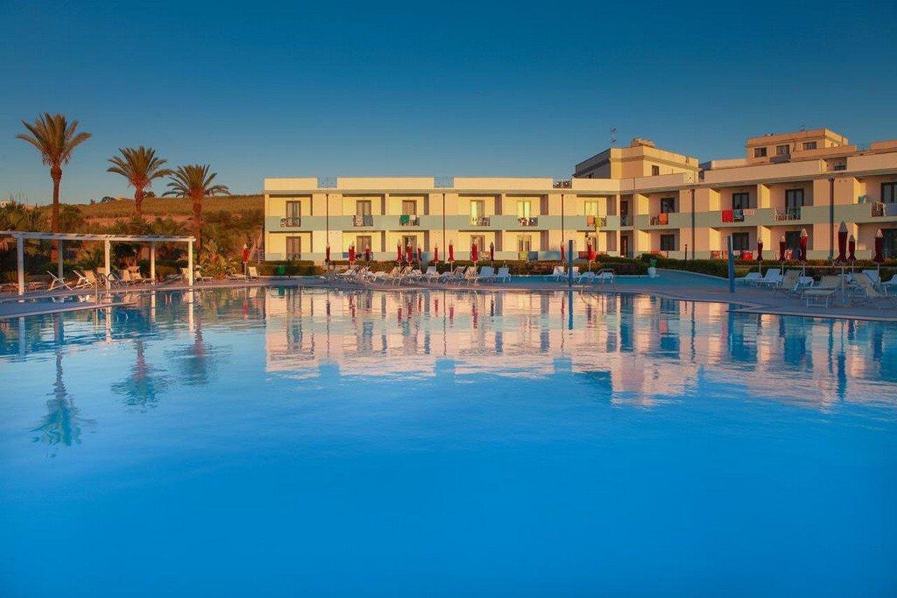 Hotel Club Selinunte Beach Aimori Marinella di Selinunte Buitenkant foto