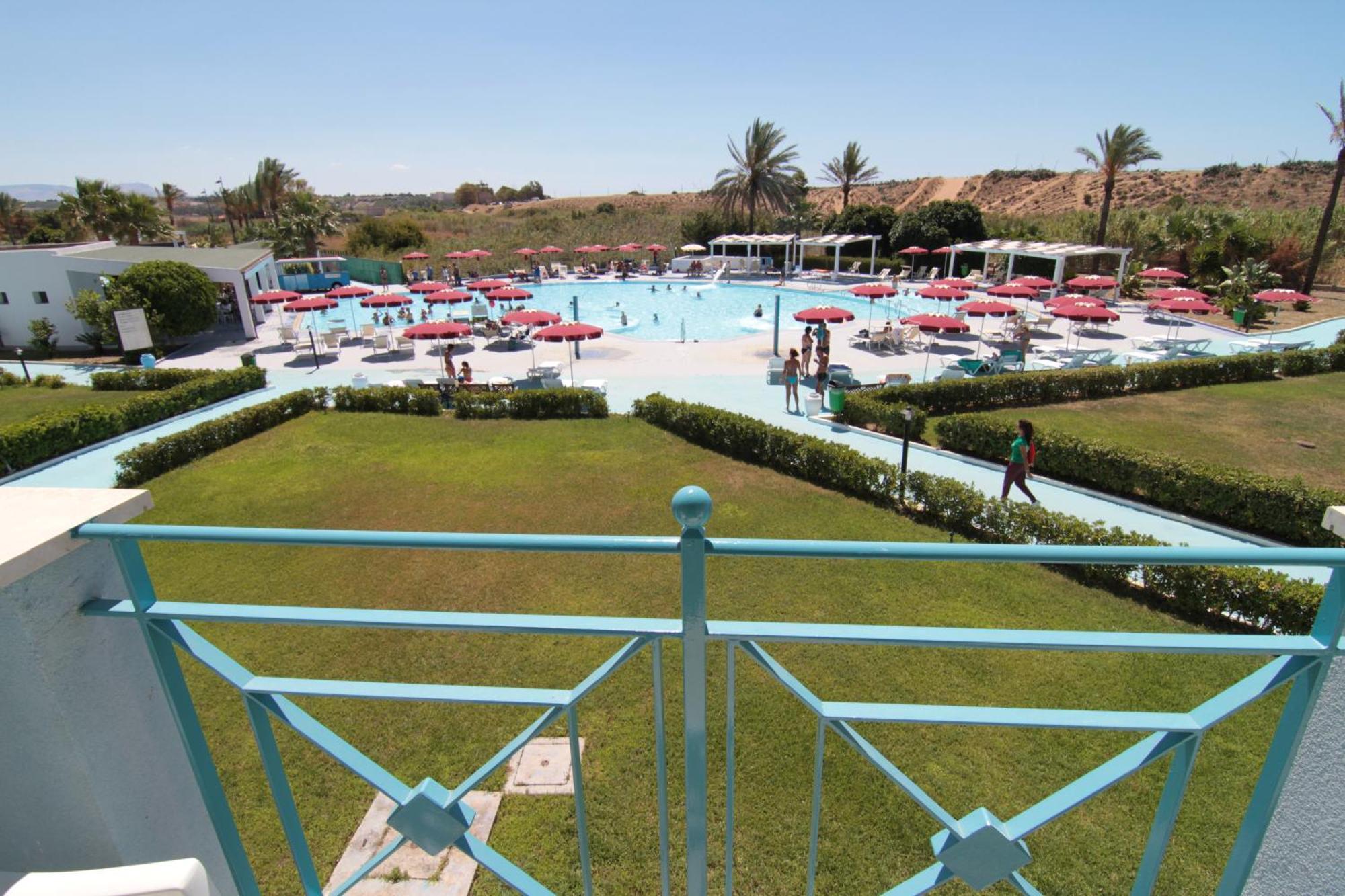 Hotel Club Selinunte Beach Aimori Marinella di Selinunte Buitenkant foto